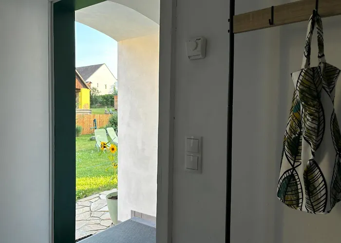 Sonnenhof Wildkatta Fruehstueckspension Raabs an der Thaya